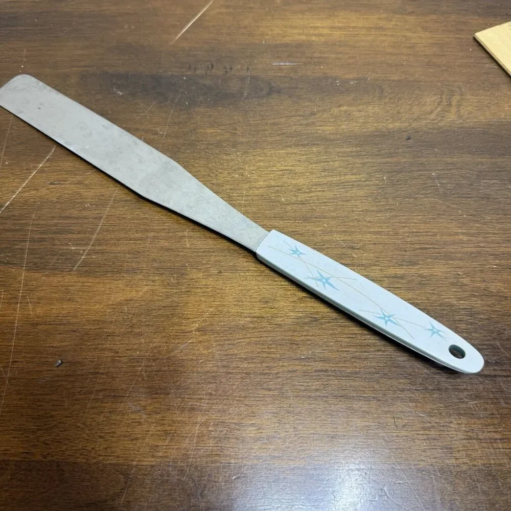 Vintage Atomic Starburst Aqua Blue White Frosting Spreader Spatula Tool